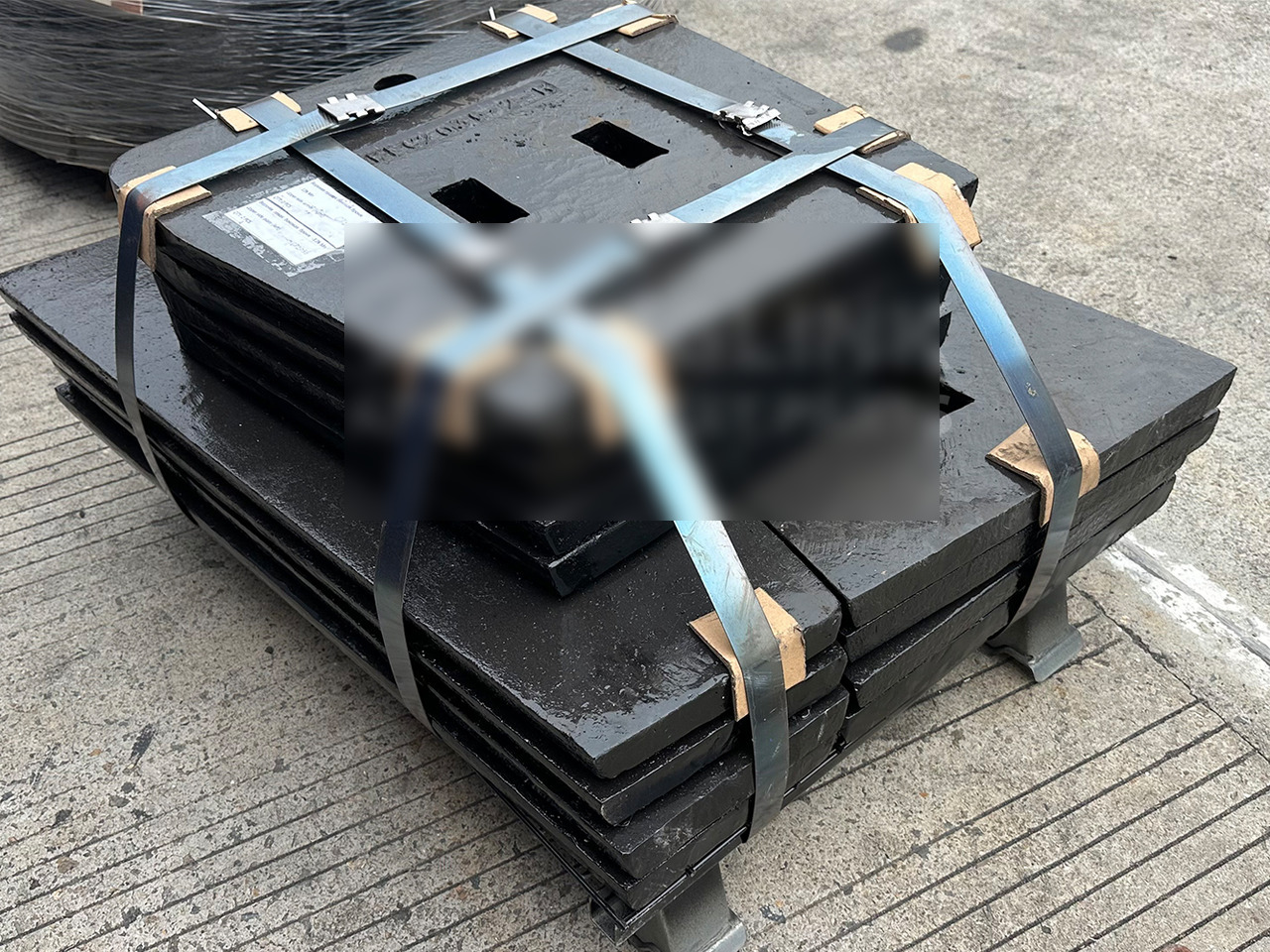 KINGLINK Spare Parts Upper / Lower Left / Right Side Plates 17003330 17003331 17003338 17003339 for CT2036 Jaw Crusher - Części zamienne do Maszyn budowlanych: zdjęcie 2 KINGLINK Spare Parts Upper / Lower Left / Right Side Plates 17003330 17003331 17003338 17003339 for CT2036 Jaw Crusher - Części zamienne do Maszyn budowlanych: zdjęcie 2