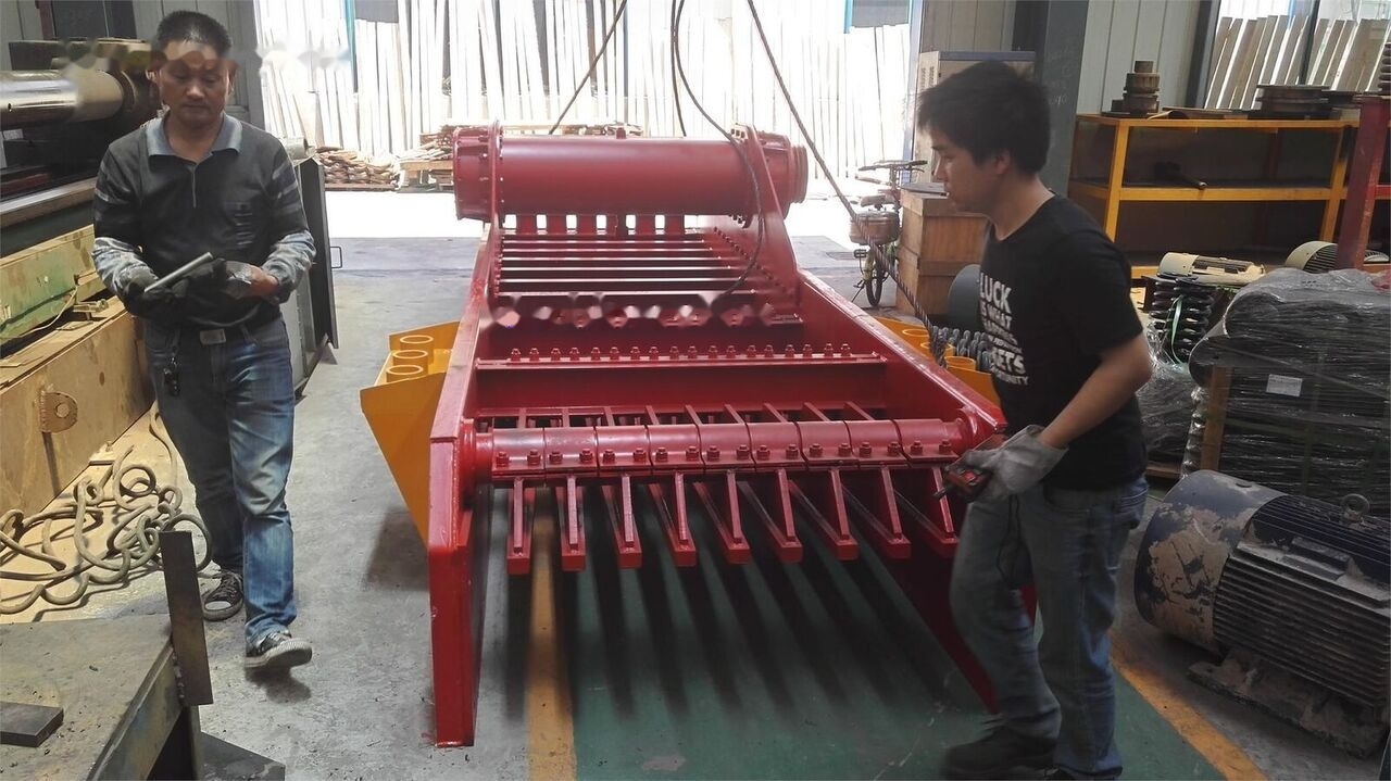 Kinglink High quality Vibrating feeder ZSW600x150 - Maszyna górnicza: zdjęcie 4 Kinglink High quality Vibrating feeder ZSW600x150 - Maszyna górnicza: zdjęcie 4