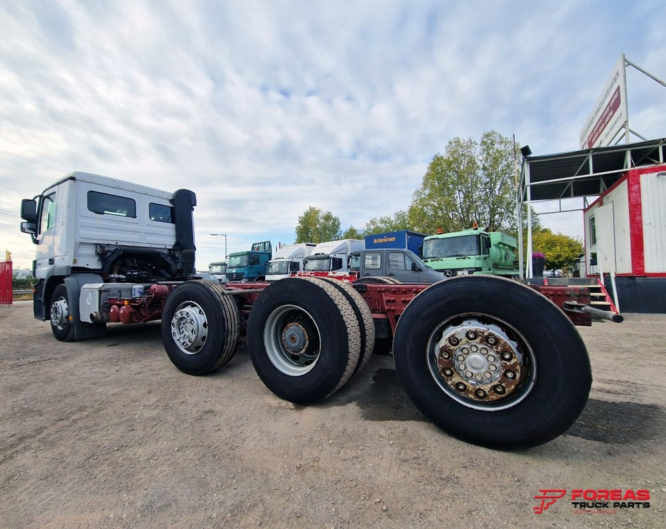 MERCEDES-BENZ ACTROS 3241 8x2 EURO 5 INTARDER - Samochód ciężarowe pod zabudowę: zdjęcie 5 MERCEDES-BENZ ACTROS 3241 8x2 EURO 5 INTARDER - Samochód ciężarowe pod zabudowę: zdjęcie 5