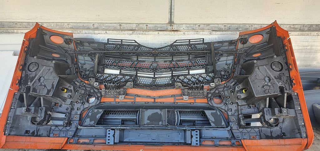 MERCEDES-BENZ ACTROS MP4 - Zderzak do Samochodów ciężarowych: zdjęcie 5 MERCEDES-BENZ ACTROS MP4 - Zderzak do Samochodów ciężarowych: zdjęcie 5