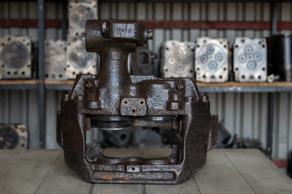 MERCEDES-BENZ VARIO FOR DIFFERENTIAL - RIGHT - Zacisk hamulca do Samochodów ciężarowych: zdjęcie 1 MERCEDES-BENZ VARIO FOR DIFFERENTIAL - RIGHT - Zacisk hamulca do Samochodów ciężarowych: zdjęcie 1