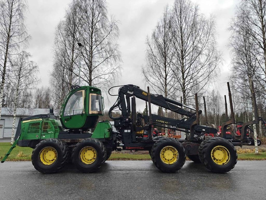 John Deere 1210 E IT 4 - Forwarder: zdjęcie 2 John Deere 1210 E IT 4 - Forwarder: zdjęcie 2