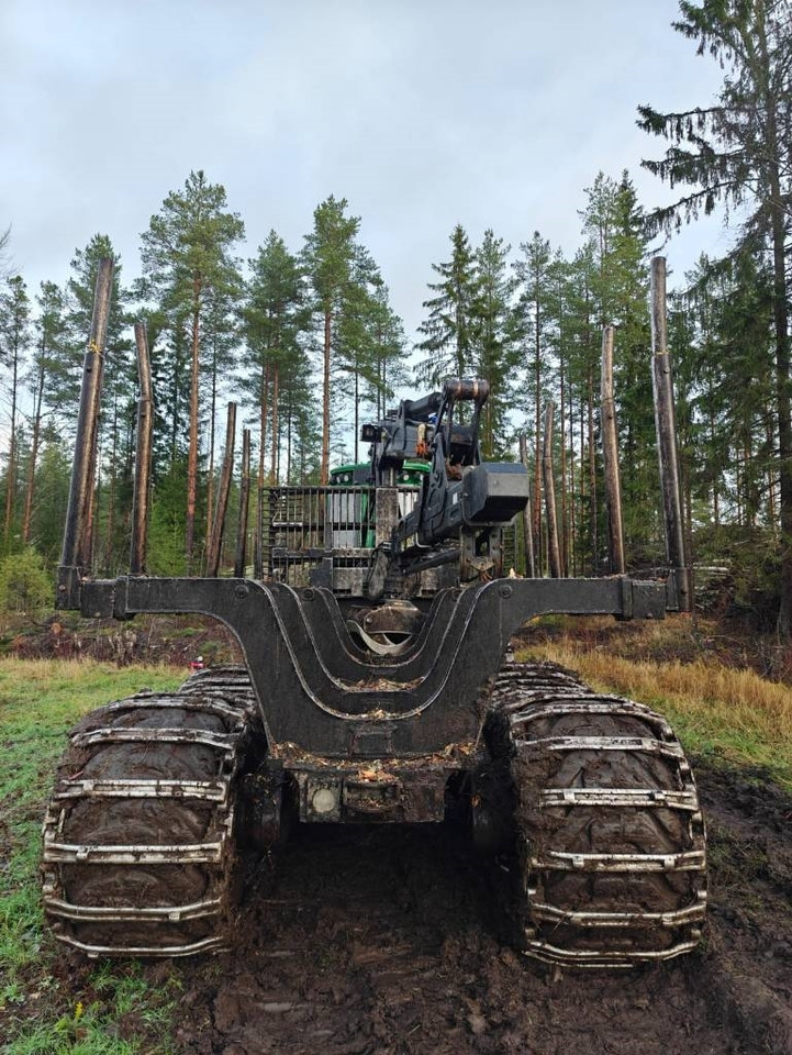 John Deere 1210 G - Forwarder: zdjęcie 4 John Deere 1210 G - Forwarder: zdjęcie 4