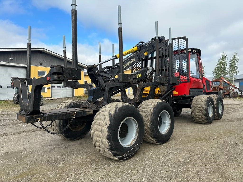 Komatsu 875 - Forwarder: zdjęcie 3 Komatsu 875 - Forwarder: zdjęcie 3