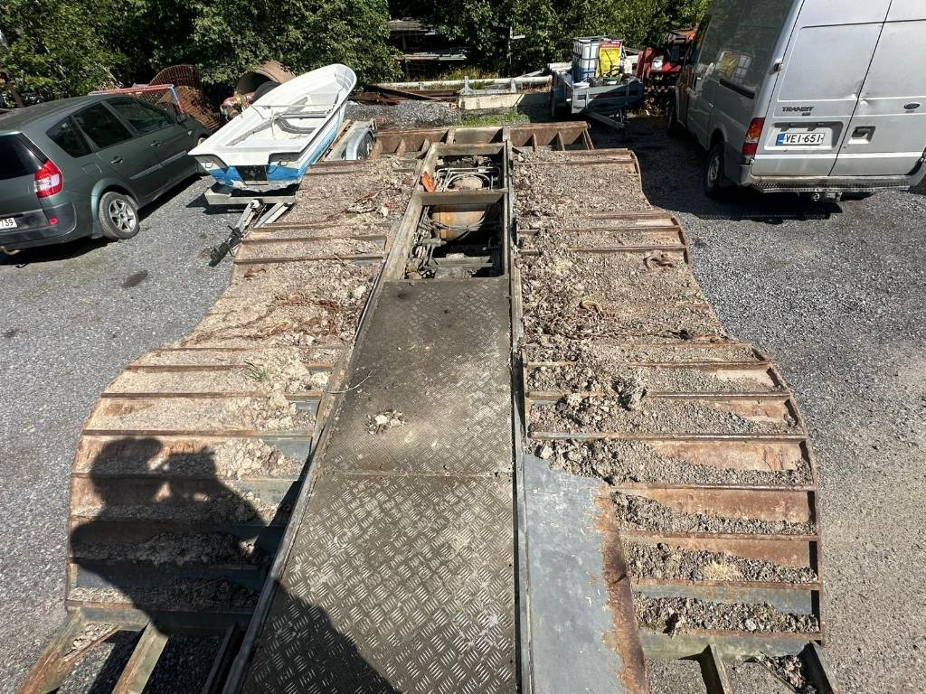 Samochód do drewna Sisu E11: zdjęcie 6 Samochód do drewna Sisu E11: zdjęcie 6