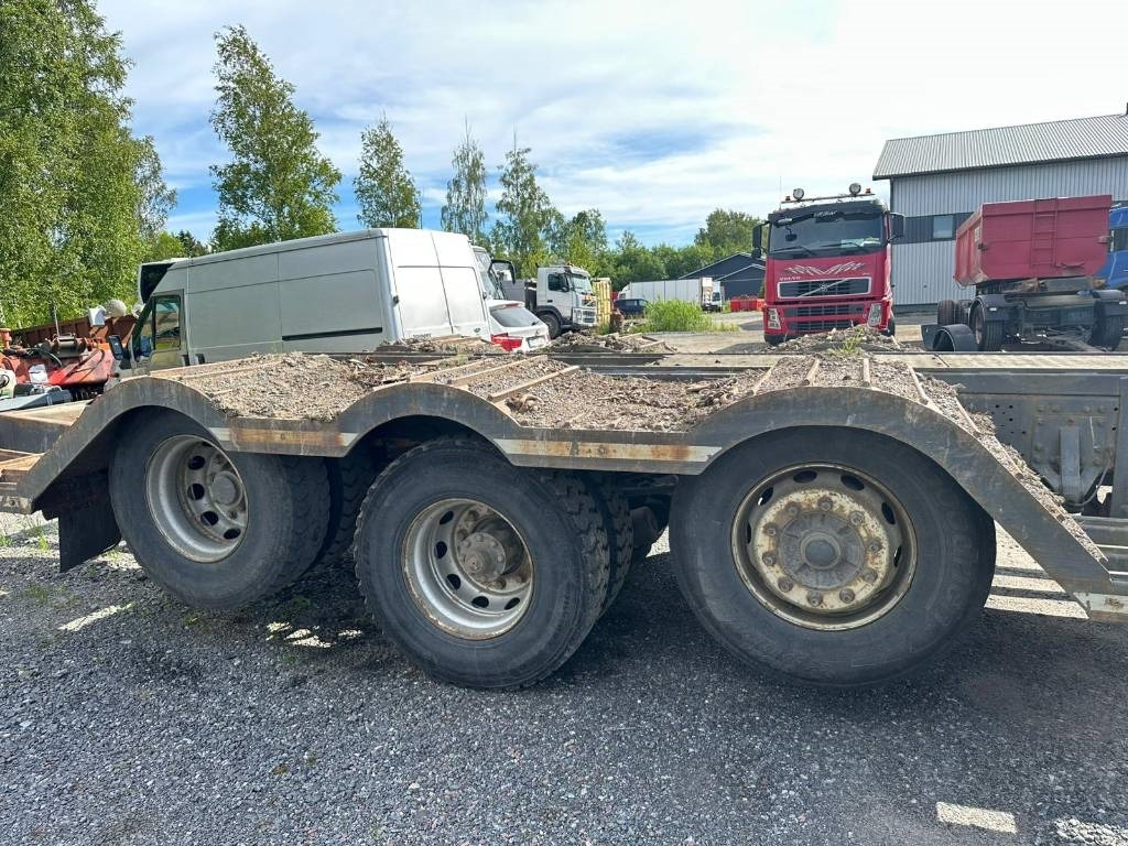 Samochód do drewna Sisu E11: zdjęcie 7 Samochód do drewna Sisu E11: zdjęcie 7