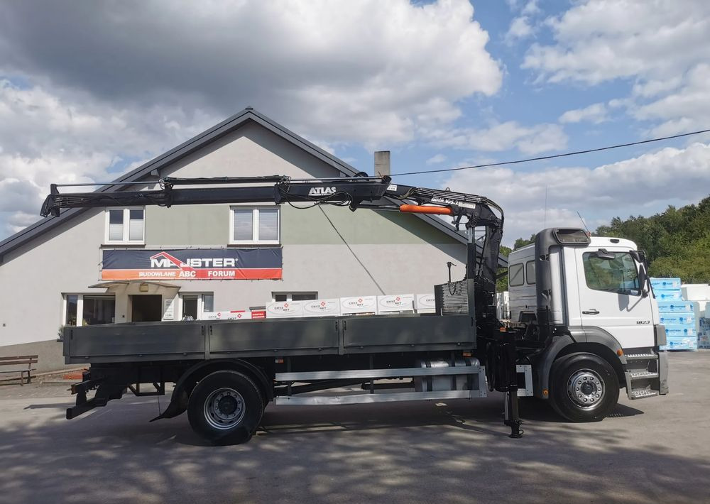 Mercedes-Benz Atego 1823 żuraw HDS Atlas 105.2 koła 315/80R22,5 - Samochód ciężarowy skrzyniowy/ Platforma, Samochod ciężarowy z HDS: zdjęcie 4 Mercedes-Benz Atego 1823 żuraw HDS Atlas 105.2 koła 315/80R22,5 - Samochód ciężarowy skrzyniowy/ Platforma, Samochod ciężarowy z HDS: zdjęcie 4