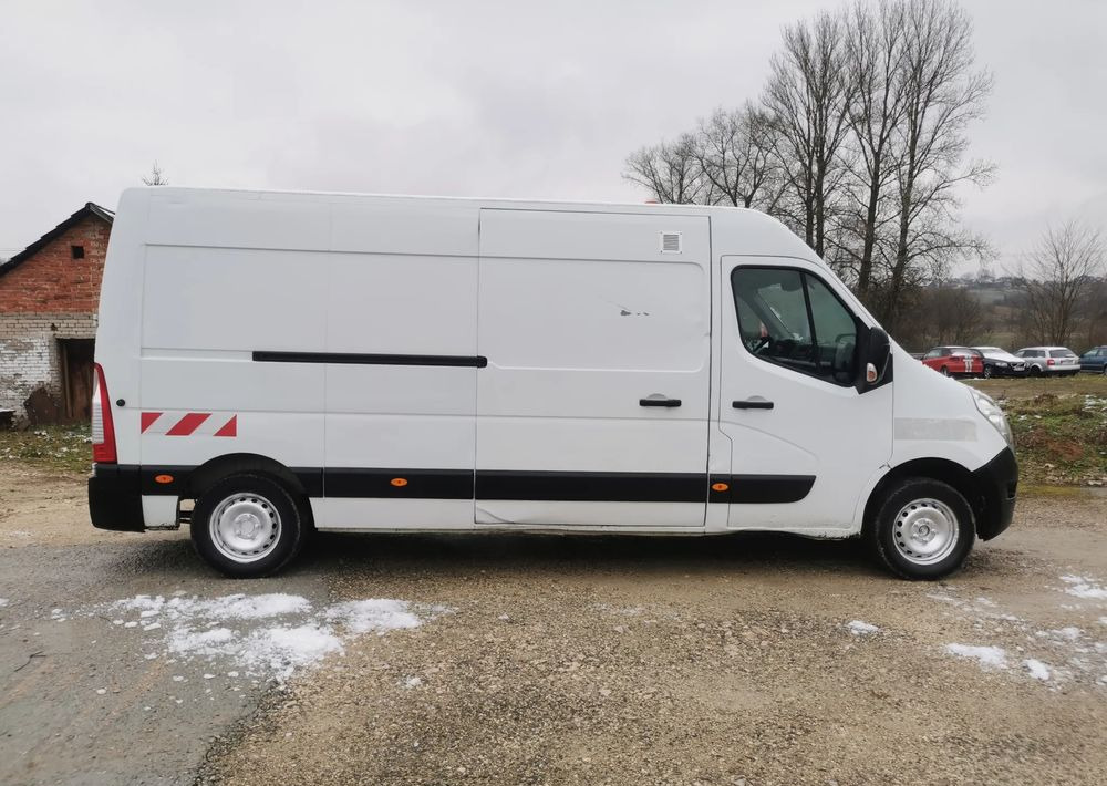 Renault Master 2.3dCi długi L3H2 Klimatyzacja 6-biegów - Furgon: zdjęcie 3 Renault Master 2.3dCi długi L3H2 Klimatyzacja 6-biegów - Furgon: zdjęcie 3