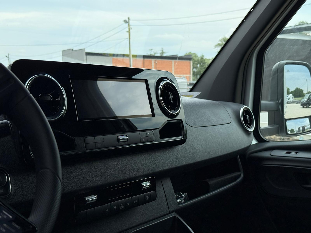 Nowy Samochód dostawczy skrzyniowy, Elektryczny samochód dostawczy Mercedes eSprinter: zdjęcie 8