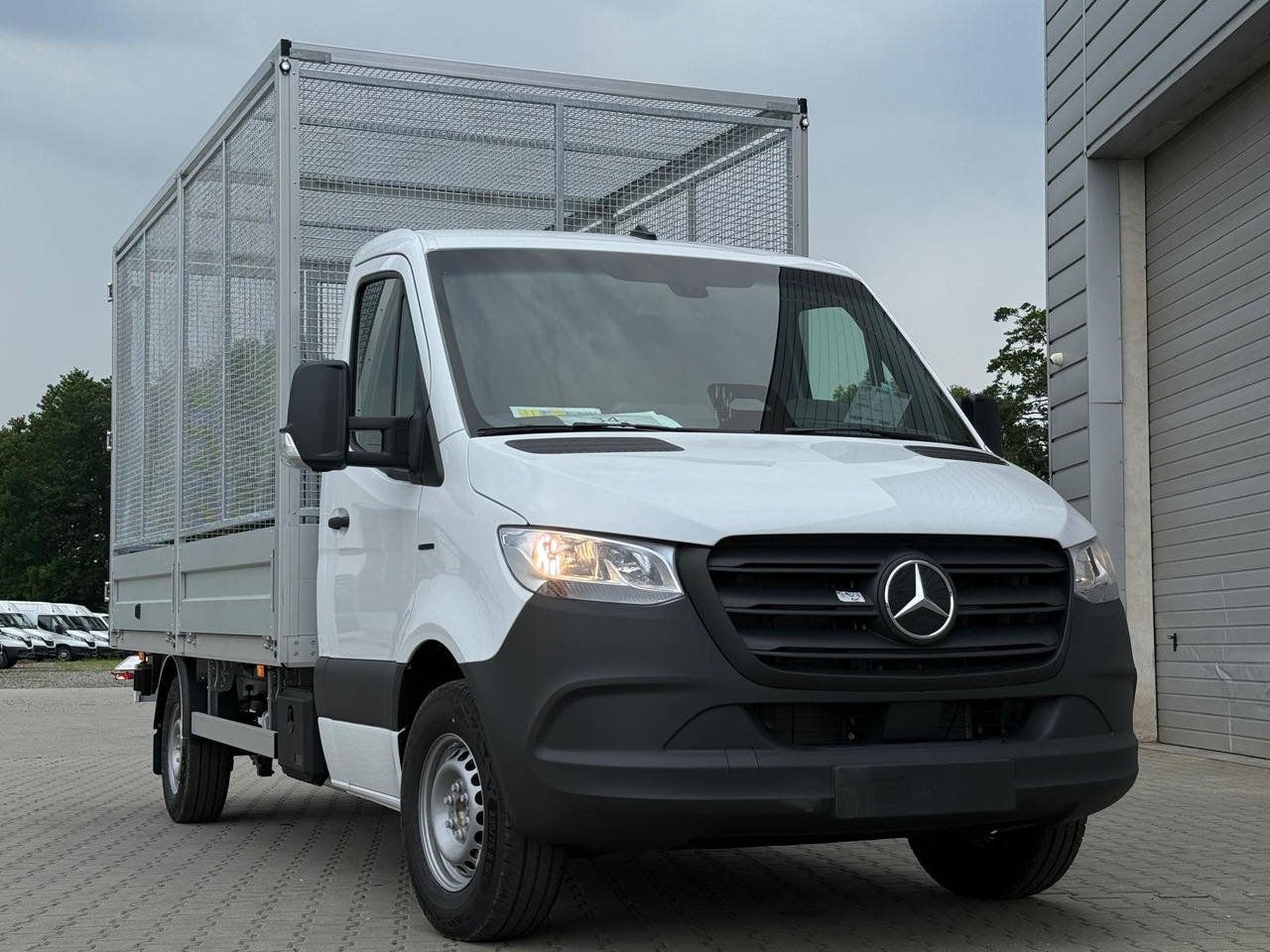 Nowy Samochód dostawczy skrzyniowy, Elektryczny samochód dostawczy Mercedes eSprinter: zdjęcie 10