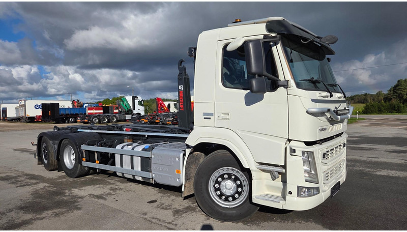Volvo FM460 6X2*4 - Ciężarówka hakowiec: zdjęcie 2 Volvo FM460 6X2*4 - Ciężarówka hakowiec: zdjęcie 2