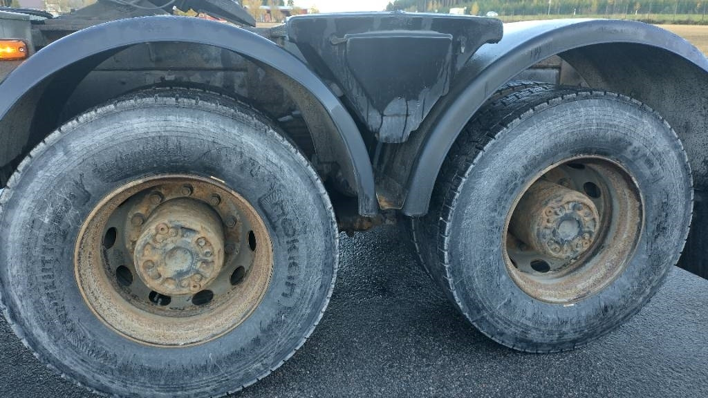 Scania R144 530 8x4 RASKASVETURI - Ciągnik siodłowy: zdjęcie 4 Scania R144 530 8x4 RASKASVETURI - Ciągnik siodłowy: zdjęcie 4