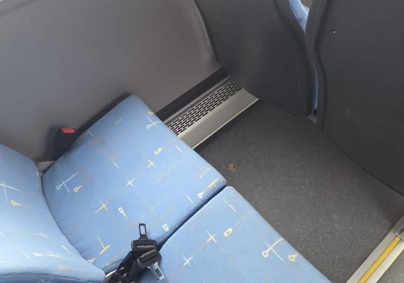 Irisbus WING 2 / INDCAR / SPROWADZONY/ 34 MIEJSCA / EEV - Podmiejski autobus: zdjęcie 4 Irisbus WING 2 / INDCAR / SPROWADZONY/ 34 MIEJSCA / EEV - Podmiejski autobus: zdjęcie 4