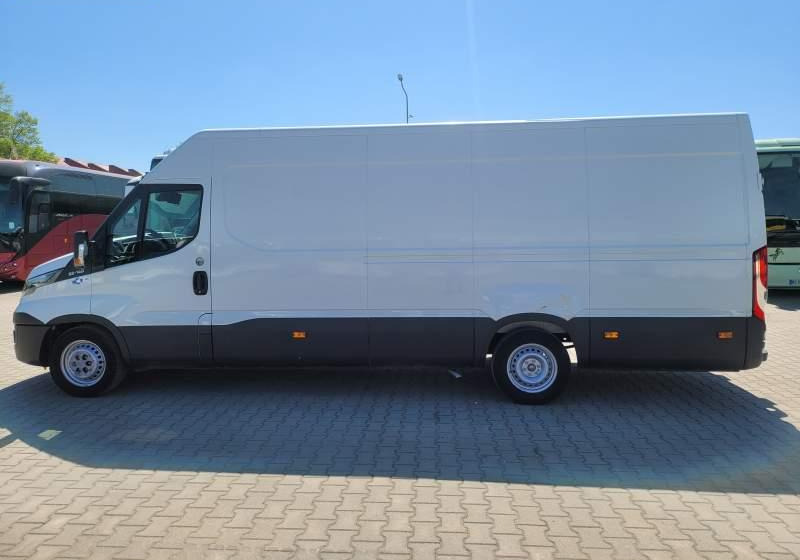 Iveco DAILY 35-140 / SPROWADZONY Z FRANCJI / TEMPOMAT - Furgon: zdjęcie 5 Iveco DAILY 35-140 / SPROWADZONY Z FRANCJI / TEMPOMAT - Furgon: zdjęcie 5