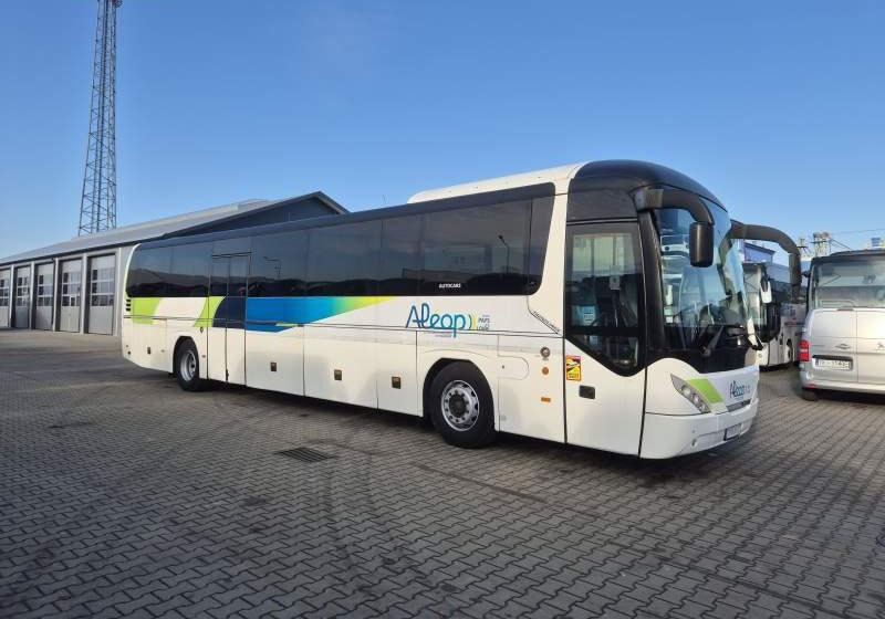 Neoplan TRENDLINER / SPROWADZONY / KLIMATYZACJA/ MANUAL - Podmiejski autobus: zdjęcie 4 Neoplan TRENDLINER / SPROWADZONY / KLIMATYZACJA/ MANUAL - Podmiejski autobus: zdjęcie 4
