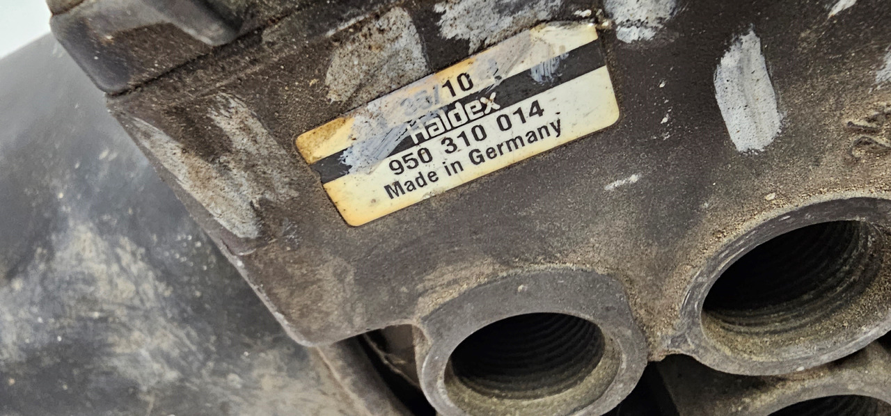 MAN TGA, TGX ECAM air dryer, air management unit assembly ECAM, 81521086023, 31001336, AIR DRYER, ECAM, HALDEX, 310013365, 4324310100, 81258187000, 81521086004, 81521086006, 81521086010, 81521086012, - Części układu hamulcowego do Samochodów ciężarowych: zdjęcie 5 MAN TGA, TGX ECAM air dryer, air management unit assembly ECAM, 81521086023, 31001336, AIR DRYER, ECAM, HALDEX, 310013365, 4324310100, 81258187000, 81521086004, 81521086006, 81521086010, 81521086012, - Części układu hamulcowego do Samochodów ciężarowych: zdjęcie 5