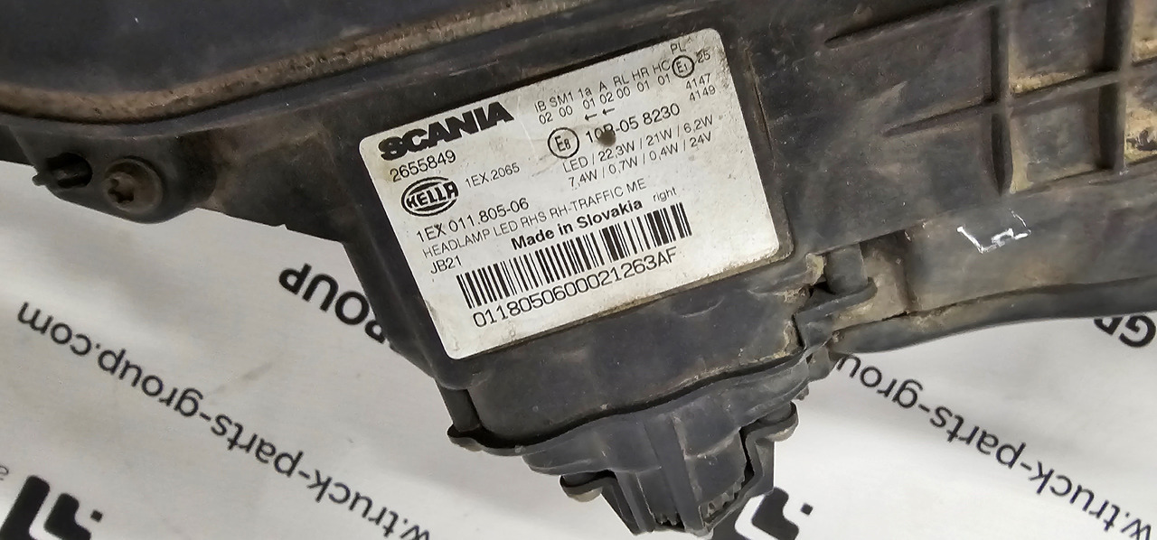 SCANIA Scania headlight S line EURO 6, lamps 2674390, 2379882, 2655848, 2674391, 2379886, 2655849, 2674392, 2674412, 2338121, 2338122, 2338273, 2338275, 2338281, 2338282, 2311420, 2295953, 2529168, 2346372, - Reflektor do Samochodów ciężarowych: zdjęcie 3 SCANIA Scania headlight S line EURO 6, lamps 2674390, 2379882, 2655848, 2674391, 2379886, 2655849, 2674392, 2674412, 2338121, 2338122, 2338273, 2338275, 2338281, 2338282, 2311420, 2295953, 2529168, 2346372, - Reflektor do Samochodów ciężarowych: zdjęcie 3