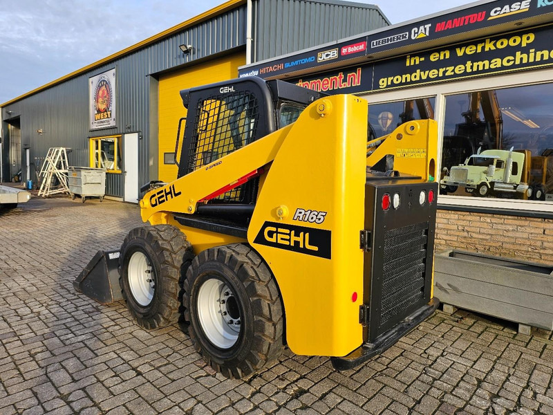 Gehl R165 - Ładowarka kołowa: zdjęcie 3 Gehl R165 - Ładowarka kołowa: zdjęcie 3