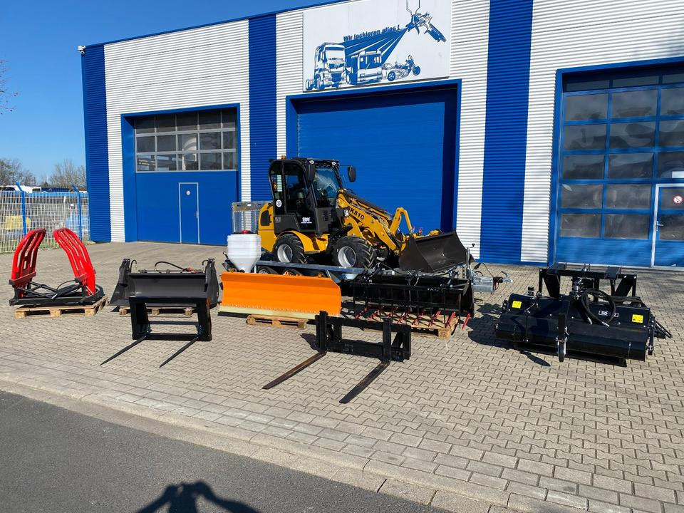 Radlader/Hoflader BK810 inkl. Tieflader und großem Zubehörpaket *INKL.19% MWST*BERGER KRAUS* KUBOTA*EURO*CE* - Ładowarka przegubowa: zdjęcie 1 Radlader/Hoflader BK810 inkl. Tieflader und großem Zubehörpaket *INKL.19% MWST*BERGER KRAUS* KUBOTA*EURO*CE* - Ładowarka przegubowa: zdjęcie 1