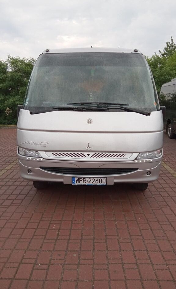 Mercedes-Benz MAGO 2 / VARIO / BELUGA / XXL / 34 PLACE - Podmiejski autobus: zdjęcie 4 Mercedes-Benz MAGO 2 / VARIO / BELUGA / XXL / 34 PLACE - Podmiejski autobus: zdjęcie 4