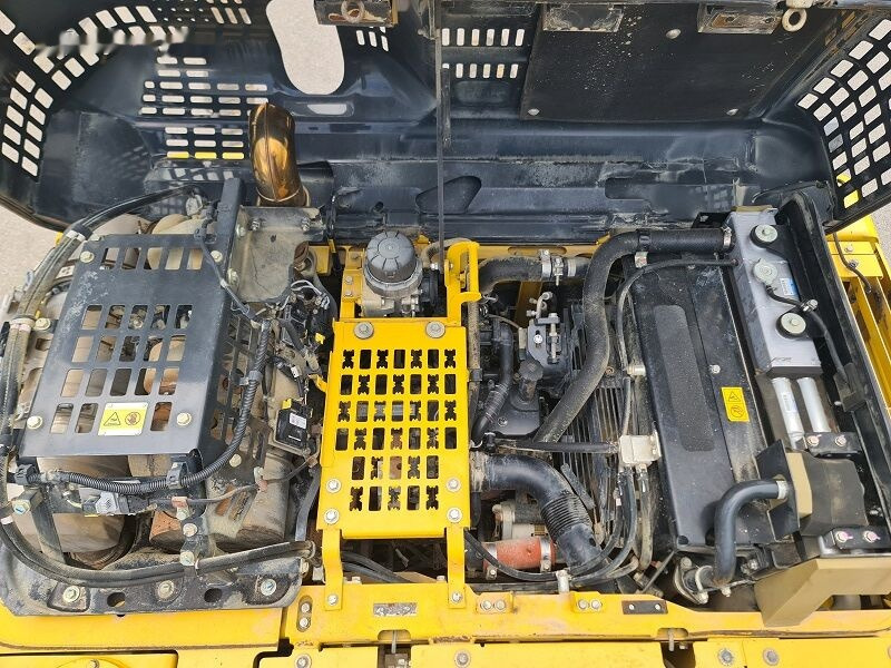 Koparka gąsienicowa Komatsu PC240NLC-11: zdjęcie 12 Koparka gąsienicowa Komatsu PC240NLC-11: zdjęcie 12