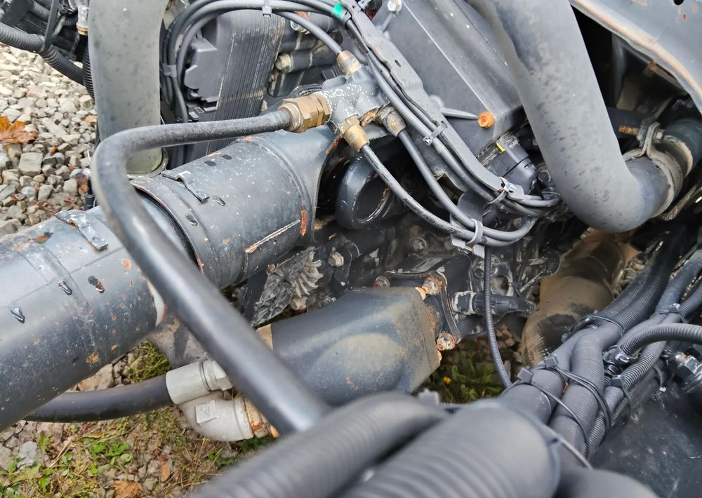 Ciągnik siodłowy MAN TGX: zdjęcie 10