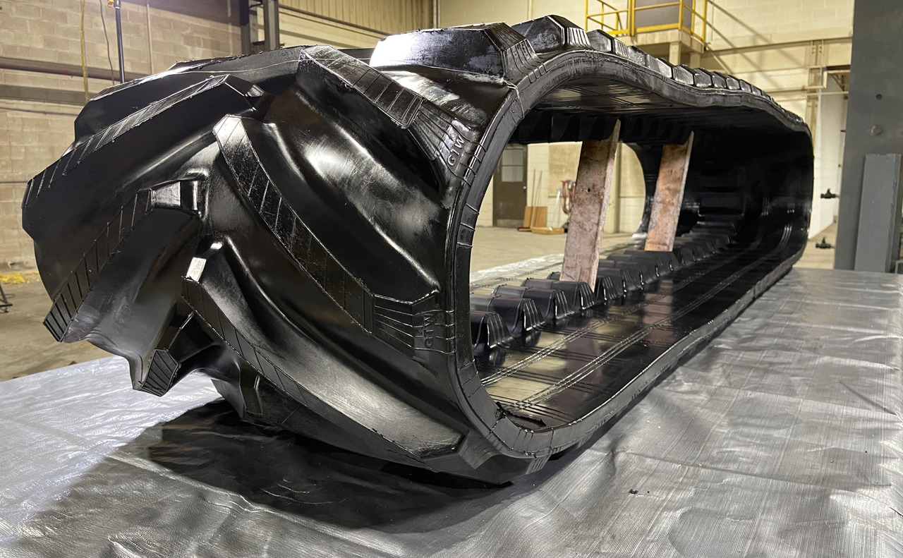 GTW TankTuff for CASE New Holland CNH Quadtrac Rowtrac Genesis T8 Smarttrax - Gąsienicа do Kombajnów zbożowych: zdjęcie 4 GTW TankTuff for CASE New Holland CNH Quadtrac Rowtrac Genesis T8 Smarttrax - Gąsienicа do Kombajnów zbożowych: zdjęcie 4