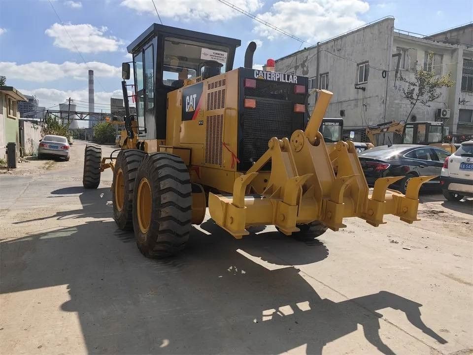CAT 140H - Równiarka: zdjęcie 4 CAT 140H - Równiarka: zdjęcie 4