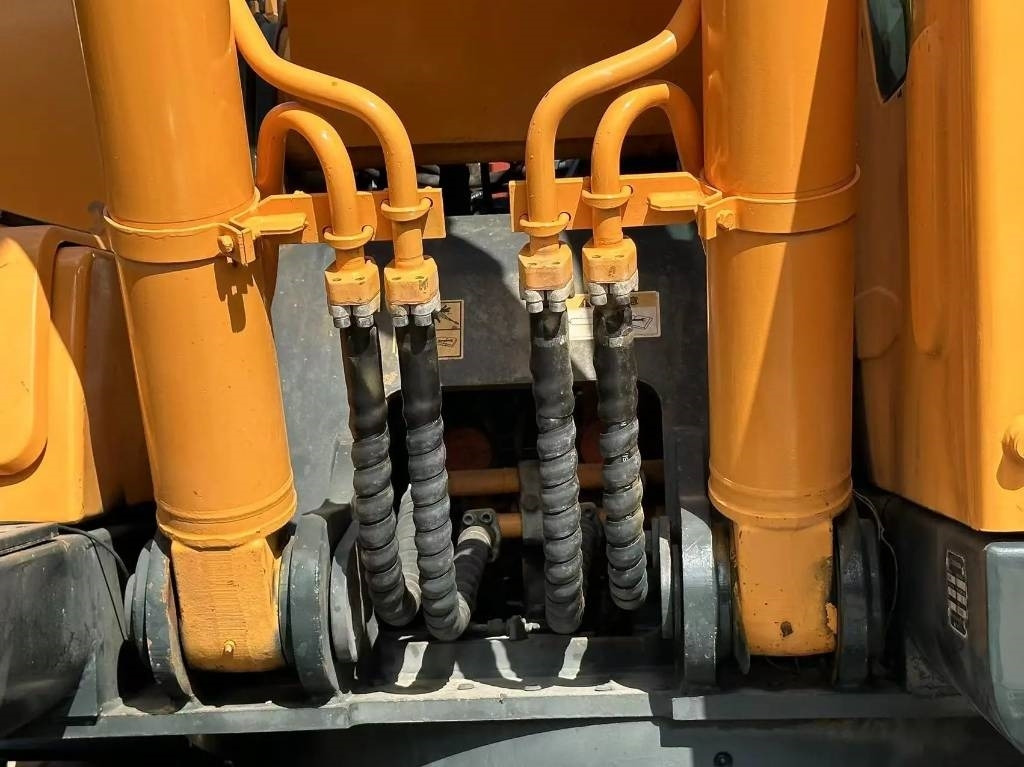 Koparka kołowa Hyundai R210W-9: zdjęcie 10