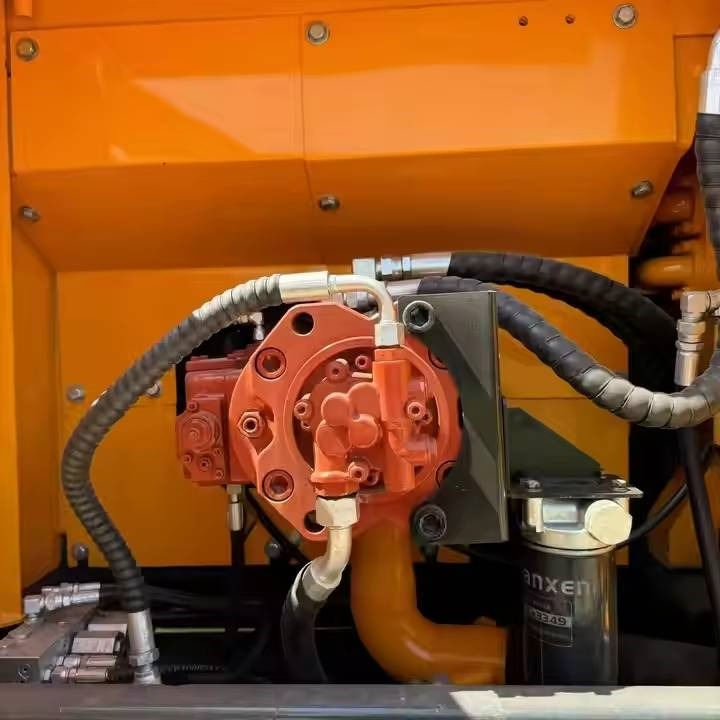 Hyundai R220LC-9S - Koparka gąsienicowa: zdjęcie 5 Hyundai R220LC-9S - Koparka gąsienicowa: zdjęcie 5