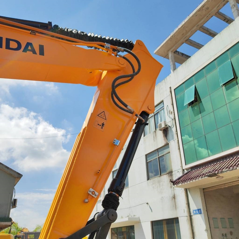 Hyundai R220LC-9S - Koparka gąsienicowa: zdjęcie 2 Hyundai R220LC-9S - Koparka gąsienicowa: zdjęcie 2