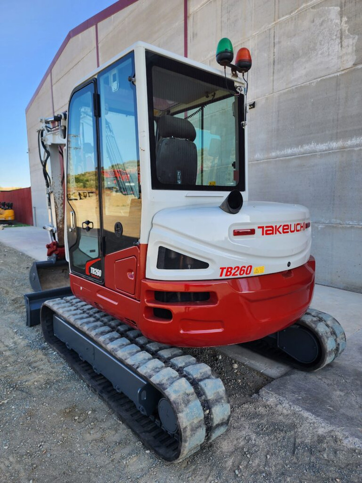 TAKEUCHI TB260 - Minikoparka: zdjęcie 4 TAKEUCHI TB260 - Minikoparka: zdjęcie 4