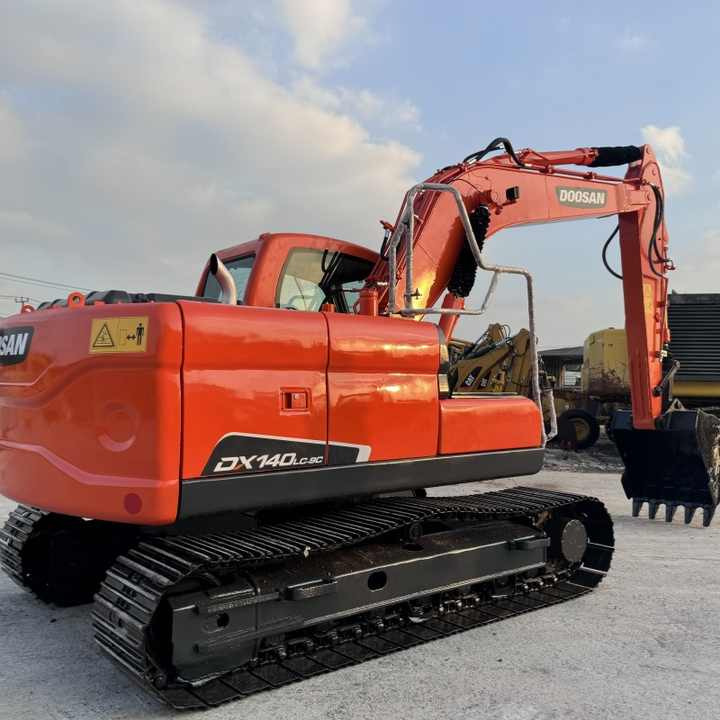 14 Ton Original Korea Used Doosan DX140LC-9c DX 140 150 225 300 Hydraulic Crawler Excavators in Good Condition Doosan140 - Koparka: zdjęcie 2 14 Ton Original Korea Used Doosan DX140LC-9c DX 140 150 225 300 Hydraulic Crawler Excavators in Good Condition Doosan140 - Koparka: zdjęcie 2