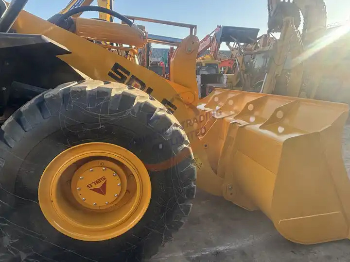 Excellent Performance Second hand Wheel Loader SDLG956 5TON Front Loader Made In China In Good Condition In Stock on Sale - Ładowarka kołowa: zdjęcie 5 Excellent Performance Second hand Wheel Loader SDLG956 5TON Front Loader Made In China In Good Condition In Stock on Sale - Ładowarka kołowa: zdjęcie 5