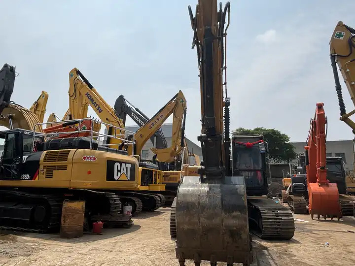 Factory Direct Sale Sany 215C Pro Excavator Machine 20ton SANY 215 SY215 SY215C SY215H Used Excavators in Shanghai - Koparka: zdjęcie 2 Factory Direct Sale Sany 215C Pro Excavator Machine 20ton SANY 215 SY215 SY215C SY215H Used Excavators in Shanghai - Koparka: zdjęcie 2