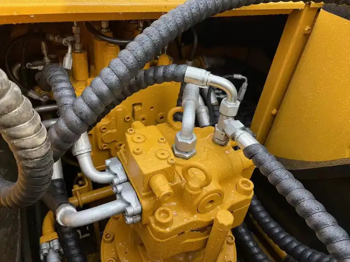 Good Price Used Sany Sy 215c Crawler Excavator in Good Condition Sany 215 Excavator - Koparka: zdjęcie 2 Good Price Used Sany Sy 215c Crawler Excavator in Good Condition Sany 215 Excavator - Koparka: zdjęcie 2