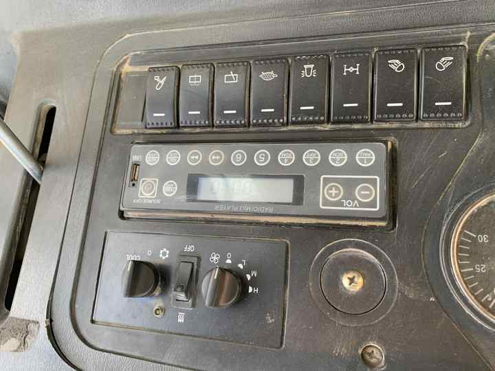 JCB 3cX backhoe loader manufactured in 2022 with telescopic boom JCB3CX JCB4CX JCB 3DX nice price - Koparko-ładowarka: zdjęcie 3 JCB 3cX backhoe loader manufactured in 2022 with telescopic boom JCB3CX JCB4CX JCB 3DX nice price - Koparko-ładowarka: zdjęcie 3