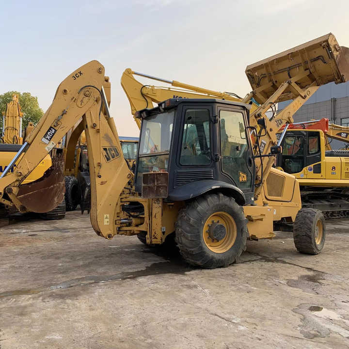 JCB 3cX backhoe loader manufactured in 2022 with telescopic boom JCB3CX JCB4CX JCB 3DX nice price - Koparko-ładowarka: zdjęcie 1 JCB 3cX backhoe loader manufactured in 2022 with telescopic boom JCB3CX JCB4CX JCB 3DX nice price - Koparko-ładowarka: zdjęcie 1