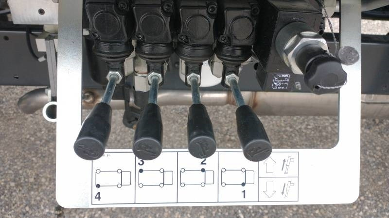 Nowy Podnośnik koszowy w samochody ciężarowe Iveco Daily Oil&Steel Snake 2010 Plus - 20 m - 250 kg: zdjęcie 11 Nowy Podnośnik koszowy w samochody ciężarowe Iveco Daily Oil&Steel Snake 2010 Plus - 20 m - 250 kg: zdjęcie 11