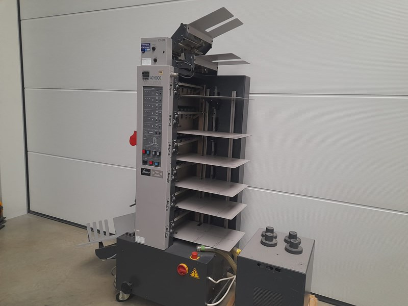 Horizon AC-6000 | collator | 6 stations | 1992 - Maszyna drukarska: zdjęcie 3 Horizon AC-6000 | collator | 6 stations | 1992 - Maszyna drukarska: zdjęcie 3