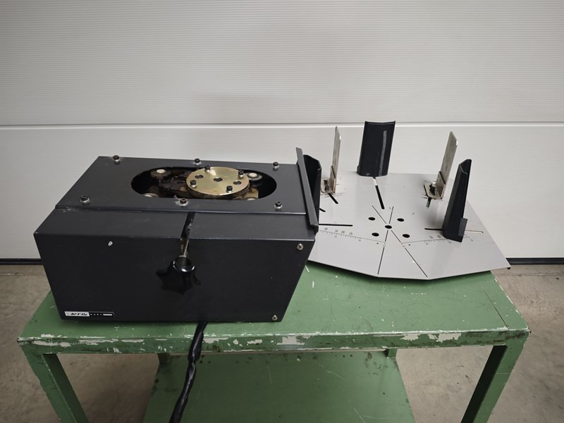 Horizon CR-14 - Maszyna drukarska: zdjęcie 1 Horizon CR-14 - Maszyna drukarska: zdjęcie 1