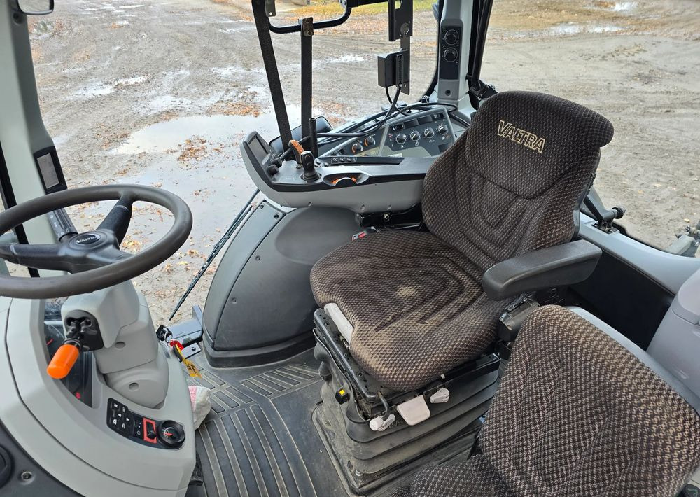 Valtra T 174S - Ciągnik rolniczy: zdjęcie 5 Valtra T 174S - Ciągnik rolniczy: zdjęcie 5