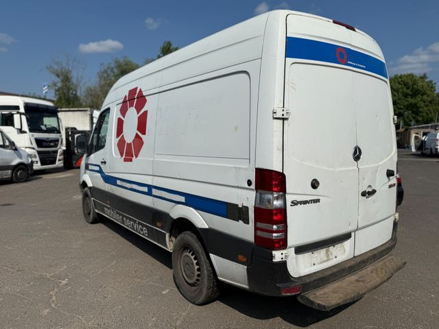 Mercedes-Benz Sprinter II Kasten 313 CDI MOTORSCHADEN !!! - Furgon: zdjęcie 5 Mercedes-Benz Sprinter II Kasten 313 CDI MOTORSCHADEN !!! - Furgon: zdjęcie 5