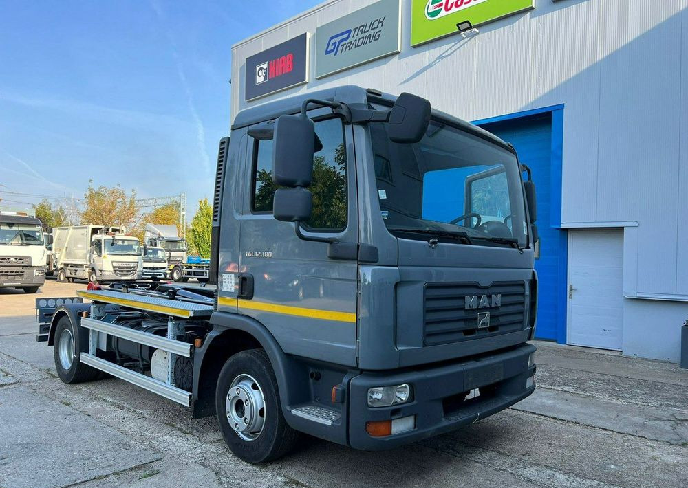 MAN TGL 12.180, hakowiec Janco/GP Lift - Śmieciarka: zdjęcie 4 MAN TGL 12.180, hakowiec Janco/GP Lift - Śmieciarka: zdjęcie 4