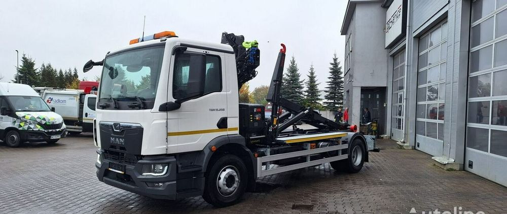 MAN TGM 15.250, hakowiec Janco/GP Lift + HDS Hiab - Śmieciarka: zdjęcie 4 MAN TGM 15.250, hakowiec Janco/GP Lift + HDS Hiab - Śmieciarka: zdjęcie 4