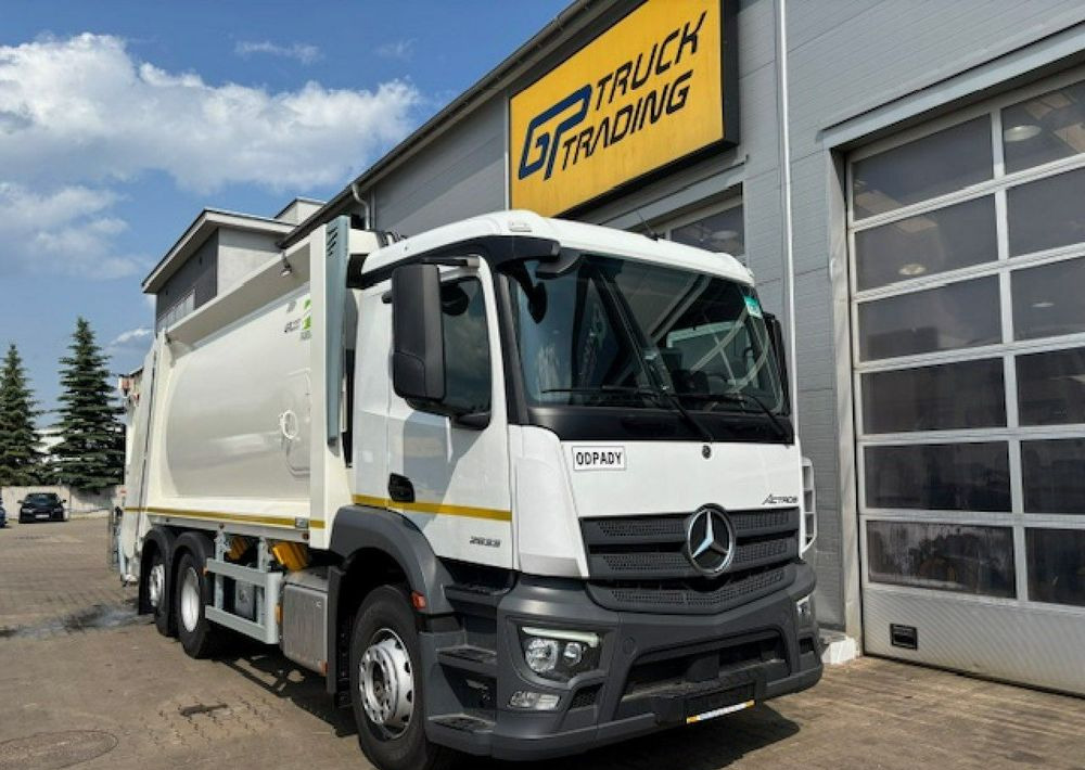Mercedes-Benz Actros - Śmieciarka: zdjęcie 3 Mercedes-Benz Actros - Śmieciarka: zdjęcie 3
