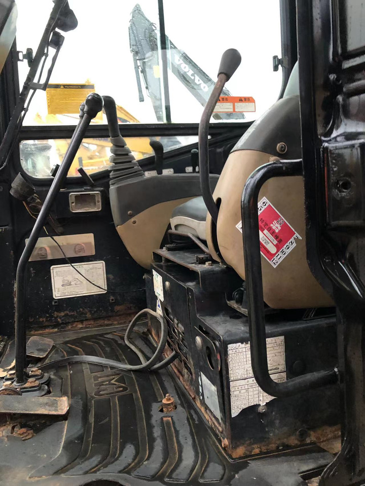 Minikoparka CAT 304C: zdjęcie 6 Minikoparka CAT 304C: zdjęcie 6