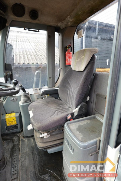 Liebherr L556 Like new!! Airco, quick coupler, skeleton bucket with teeths - Ładowarka: zdjęcie 5 Liebherr L556 Like new!! Airco, quick coupler, skeleton bucket with teeths - Ładowarka: zdjęcie 5