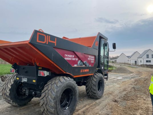 Case D14 - Miniwywrotka: zdjęcie 1 Case D14 - Miniwywrotka: zdjęcie 1