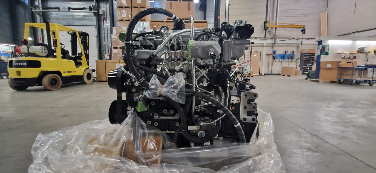 Isuzu 4HK1XYSJ-01-02-03 - Silnik do Koparek: zdjęcie 1 Isuzu 4HK1XYSJ-01-02-03 - Silnik do Koparek: zdjęcie 1